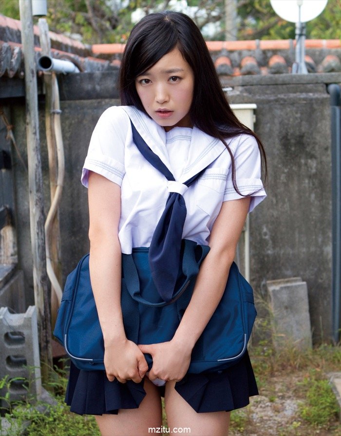 美女佐佐木心音性感写真-禾野套图