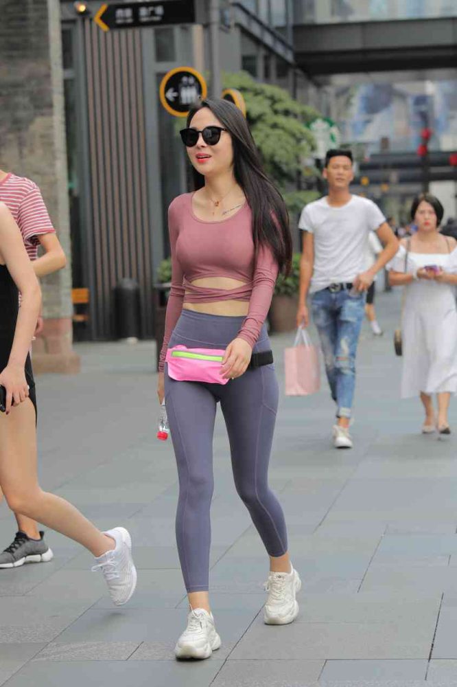 【免费】戴墨镜的时尚女孩【57P】04024-禾野套图