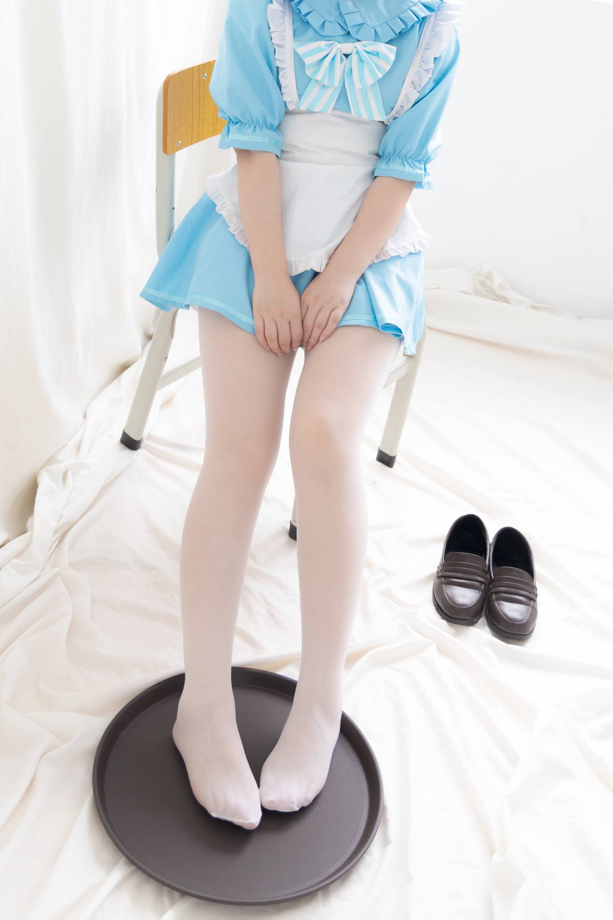 图片[4]-女仆装白丝女孩【43P】20014-禾野套图