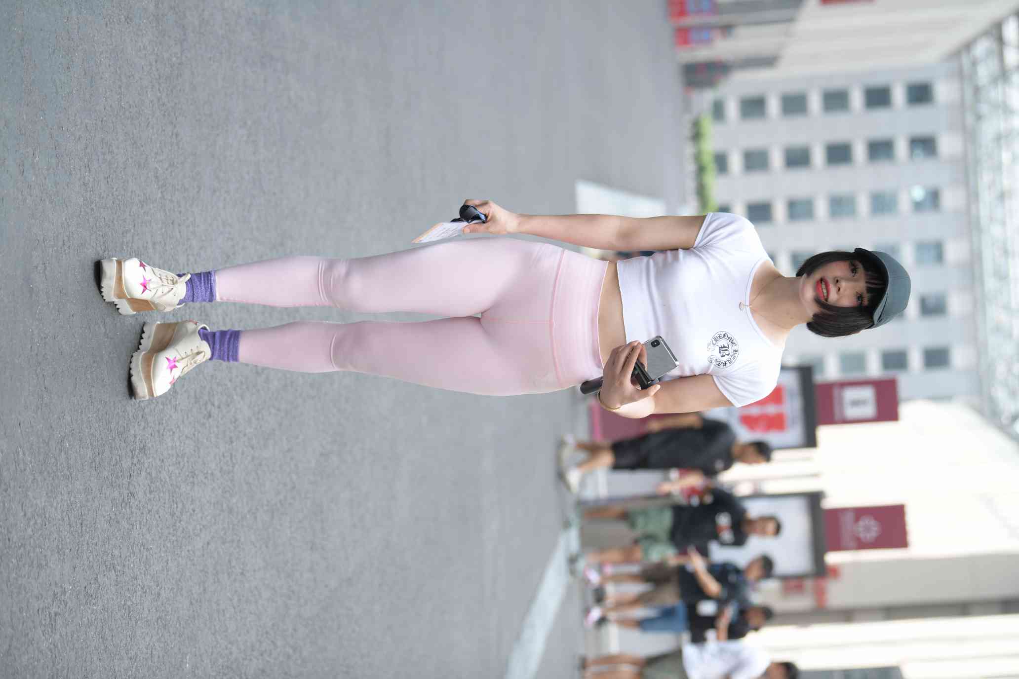 图片[2]-短发鸭舌帽时尚女生【102P】04022-禾野套图