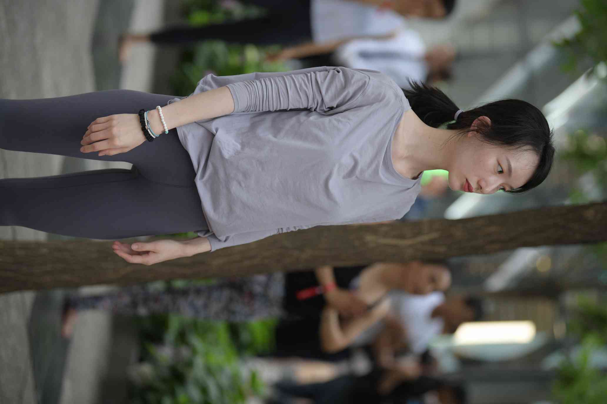 图片[5]-做瑜伽的小女人【75P】04023-禾野套图