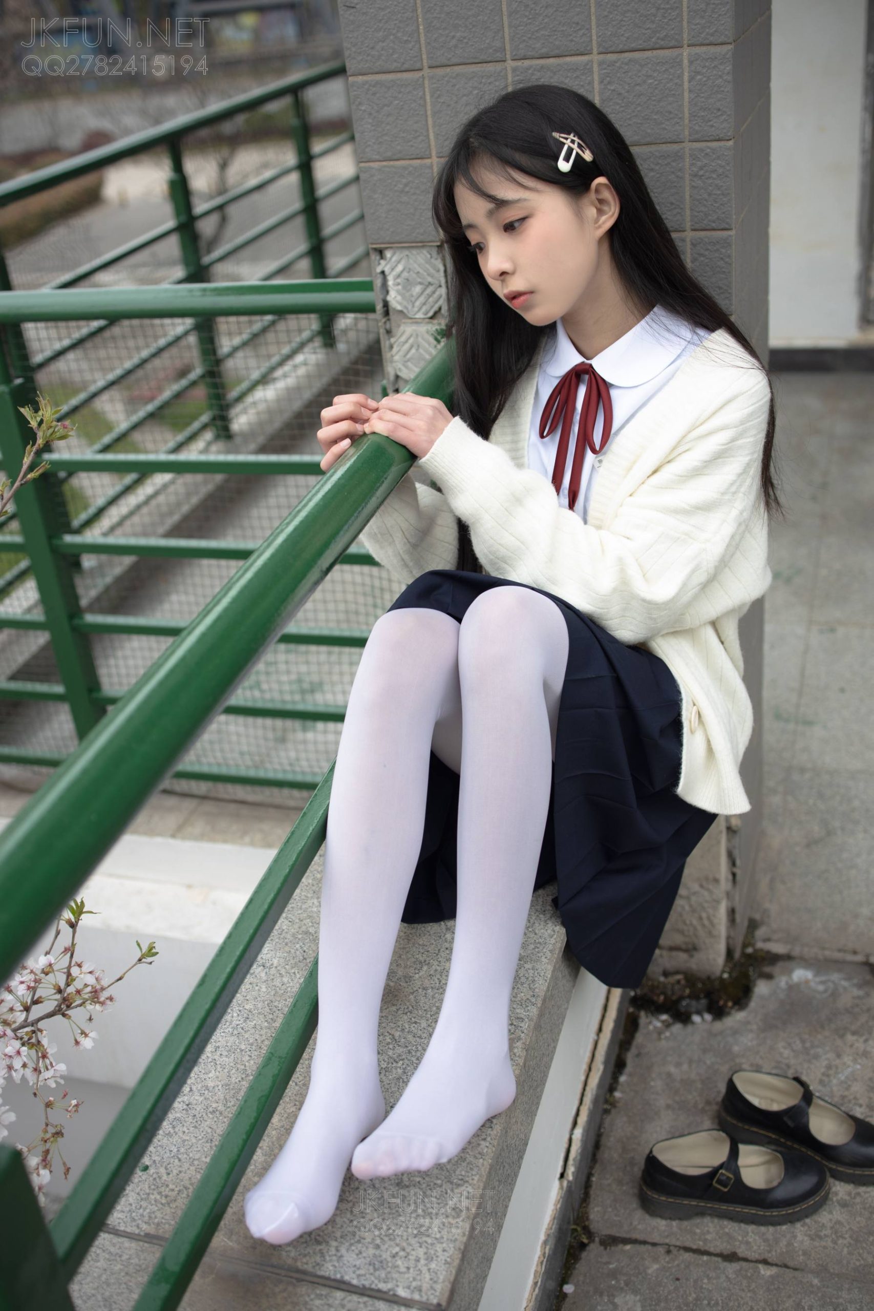 图片[5]-甜美可人的白丝姑娘【127P】20011-禾野套图