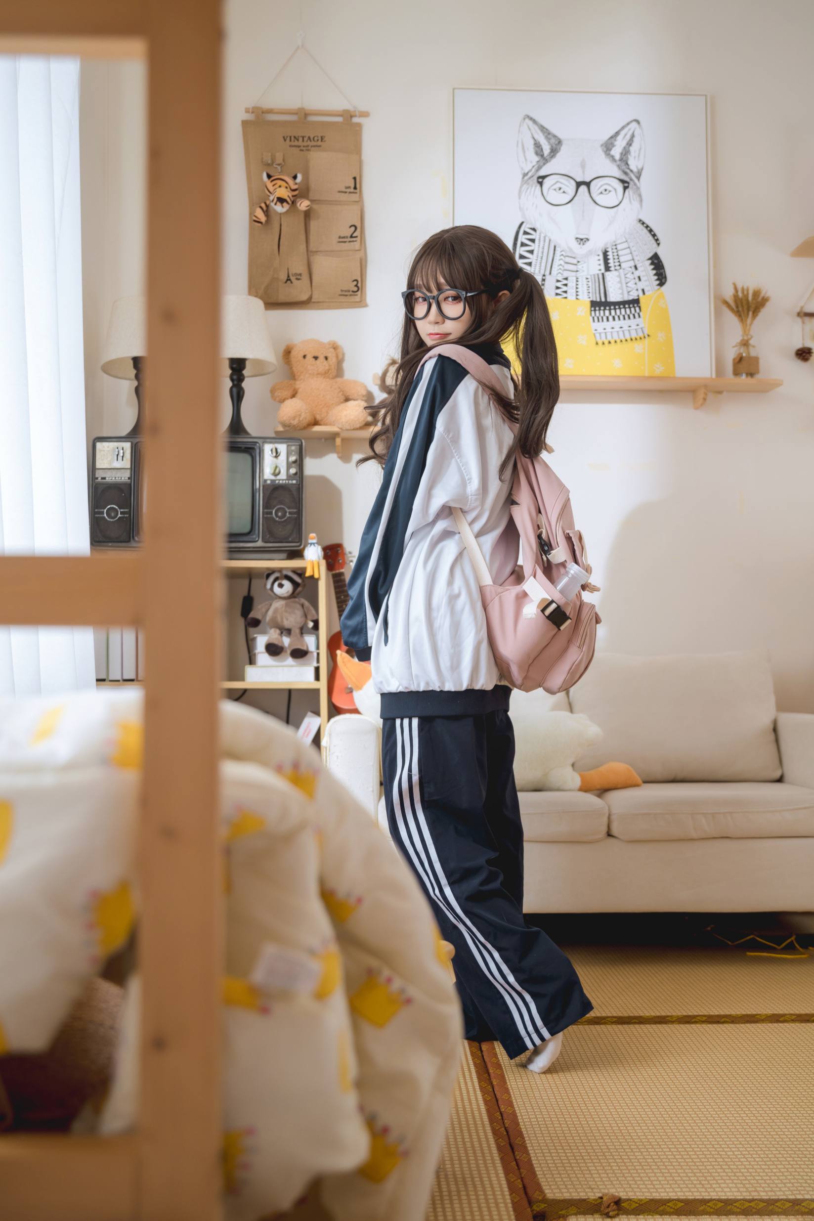 图片[3]-穿校服的双马尾女孩【64P】20010-禾野套图