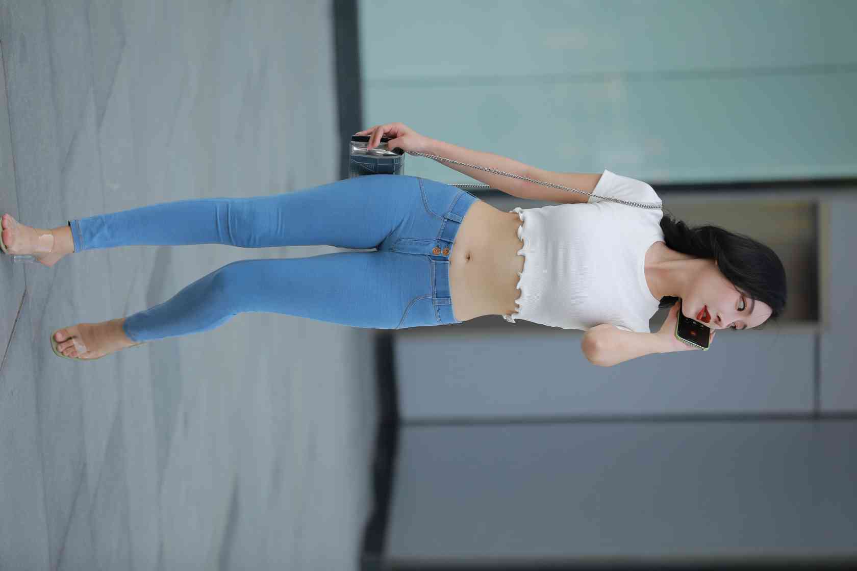 图片[4]-非常漂亮的紧身牛仔裤女孩【115P】04016-禾野套图