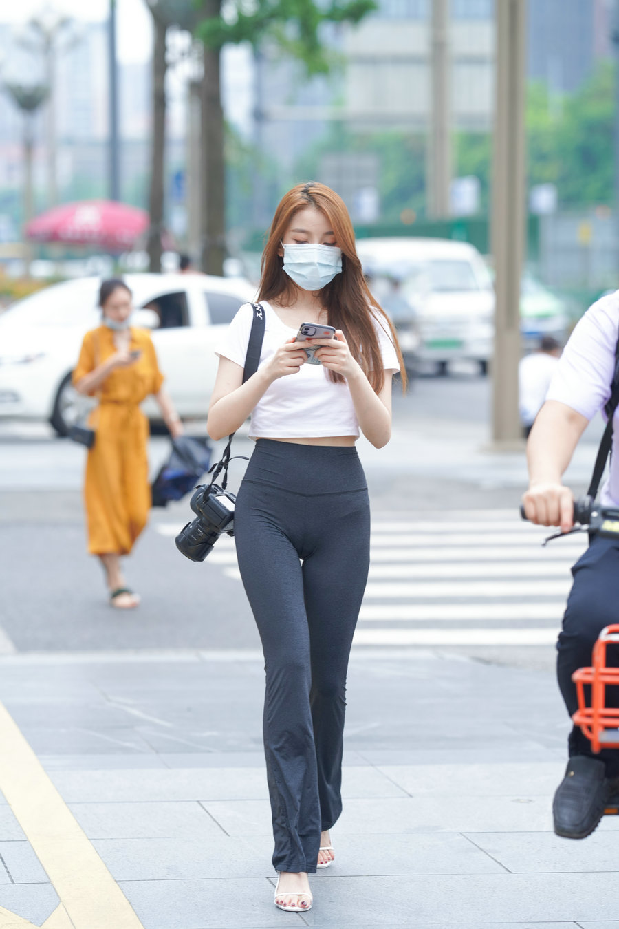 图片[3]-玩单反机的瑜伽裤女孩  J1270 498P5V-28.6GB-禾野套图