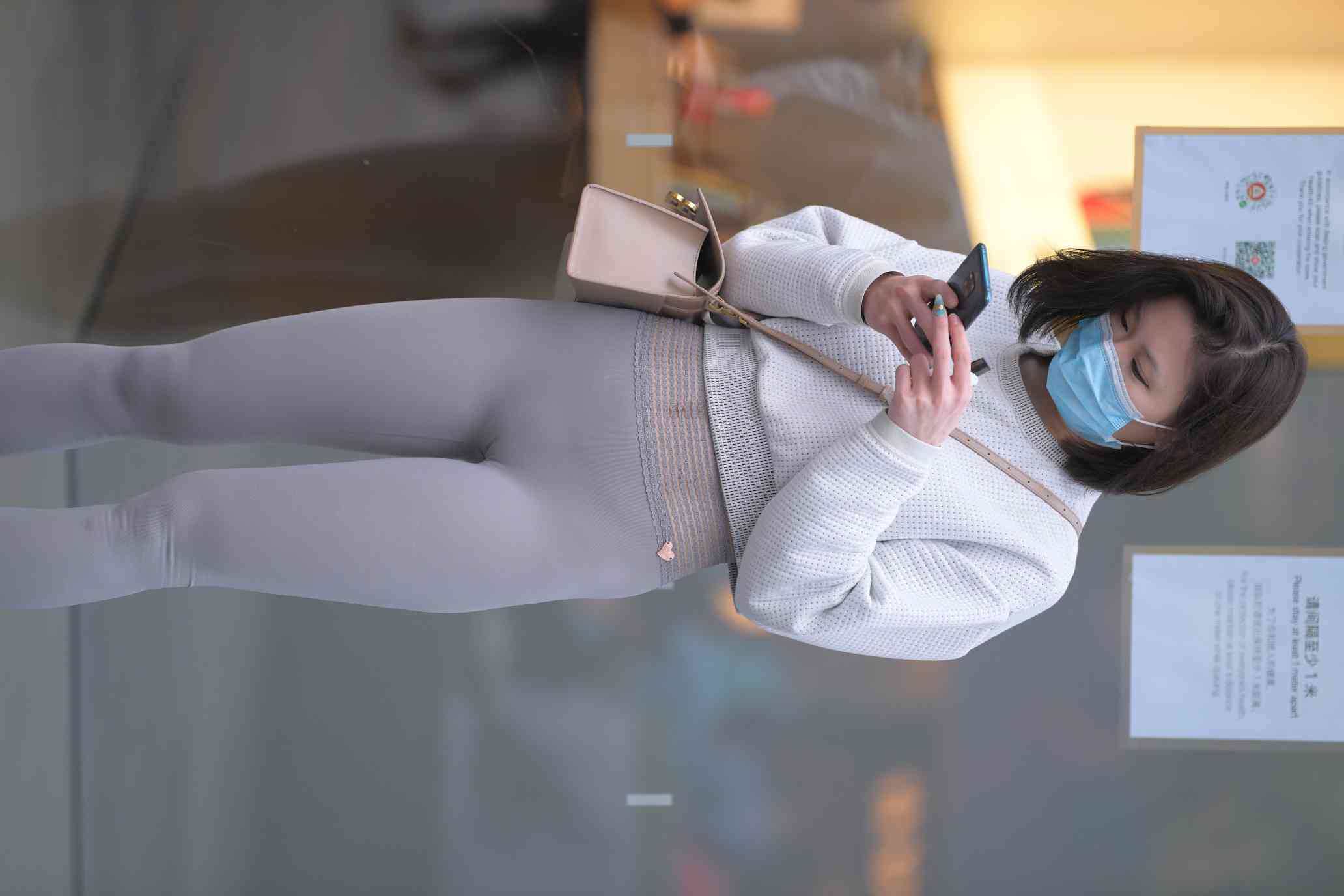 图片[2]-身材很好的短发瑜伽裤姑娘【157P】04015-禾野套图