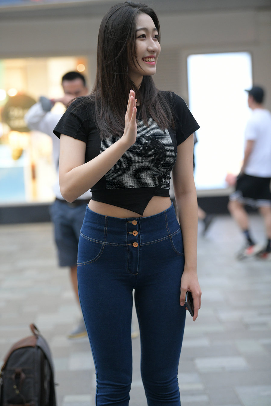 图片[1]-紧身牛仔裤女人J2784 240P-6.66GB-禾野套图