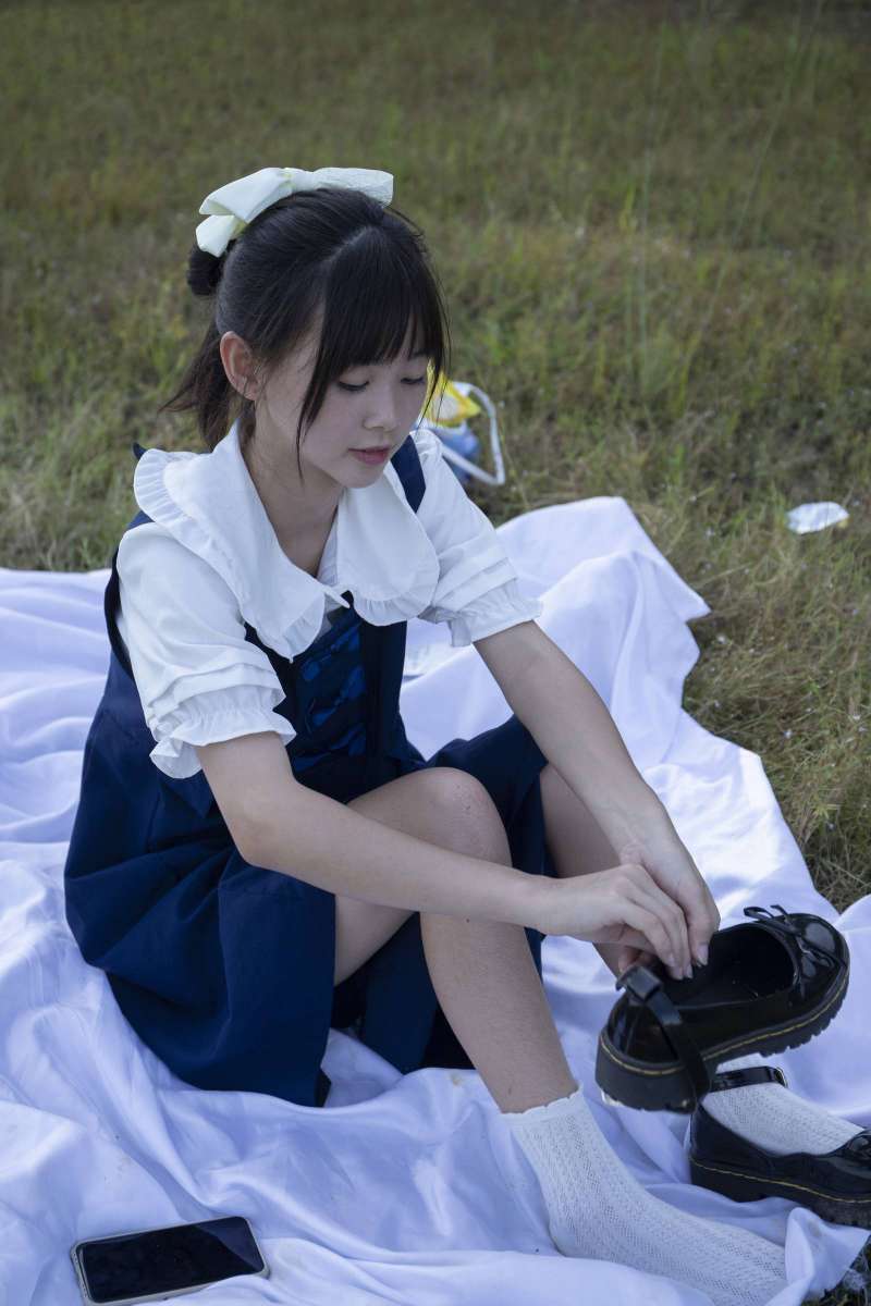 图片[4]-非常甜美的牛仔裙女孩【226P】20021-禾野套图