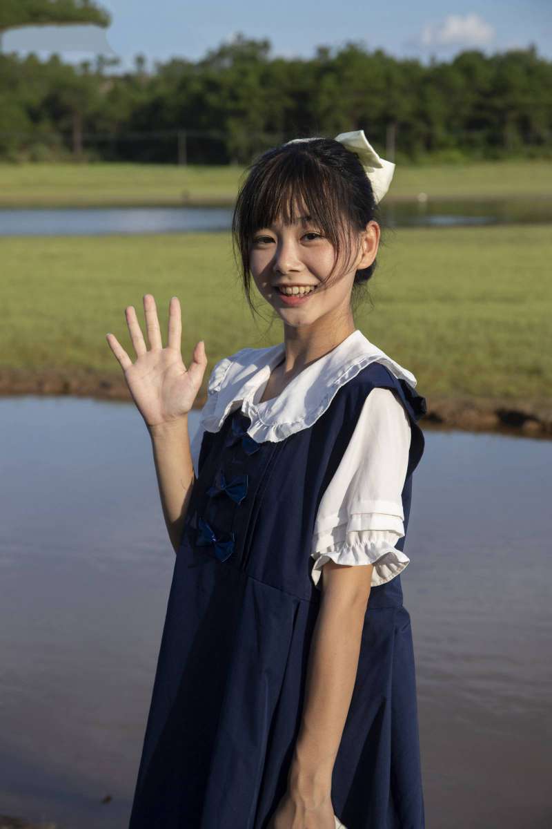 图片[5]-非常甜美的牛仔裙女孩【226P】20021-禾野套图