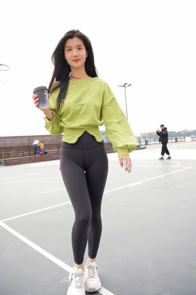 绿色瑜伽裤女孩很开心 J1519 1094P1V-27.6GB-禾野套图