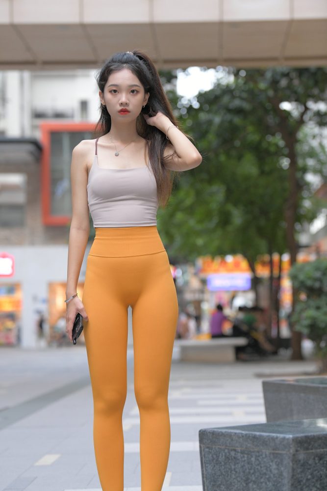 超级可爱的橘黄瑜伽裤女孩J3030 801P1V-28.0GB-禾野套图