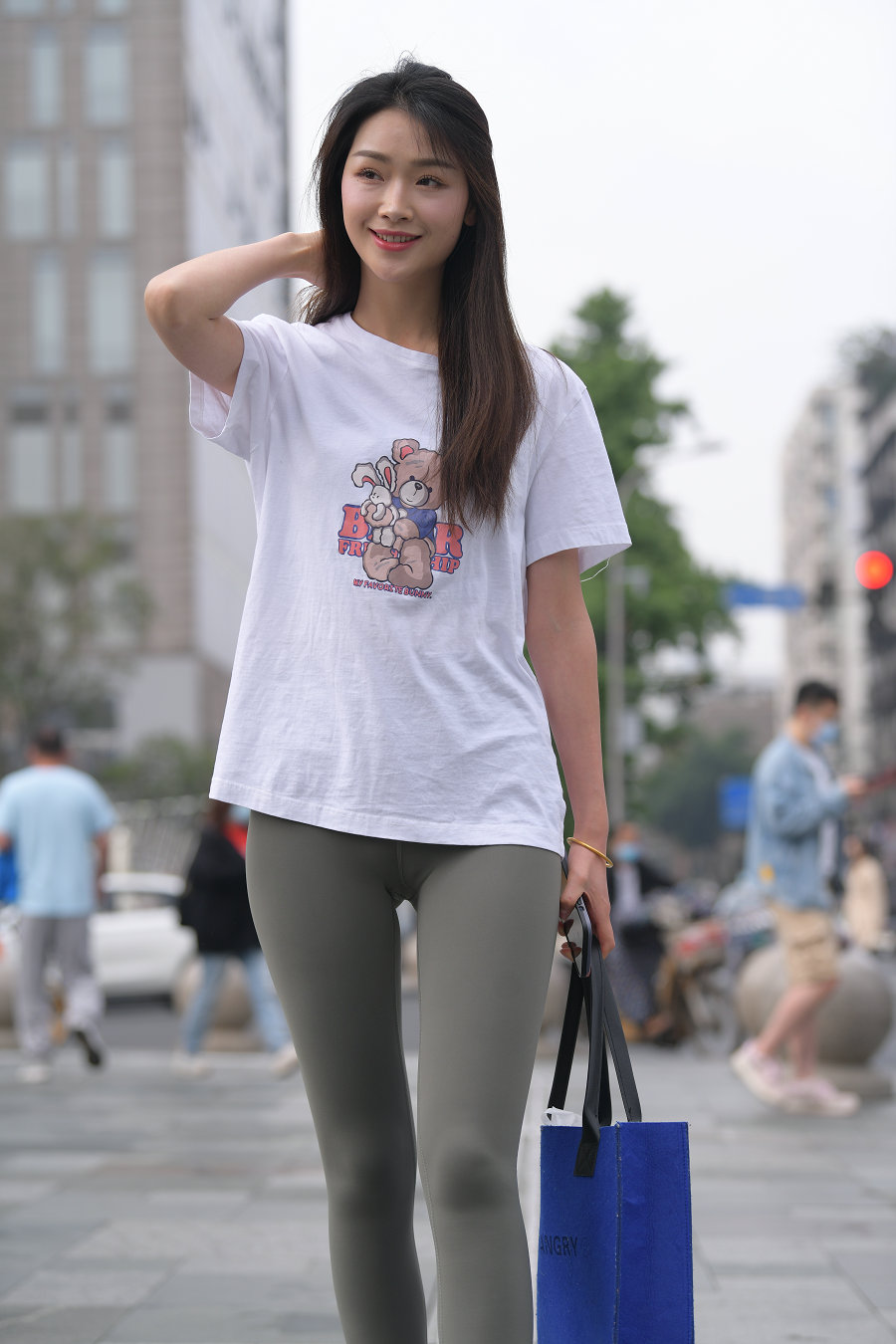 图片[1]-一身休闲装的瑜伽裤女孩J2961 709P1V-24.1GB-禾野套图