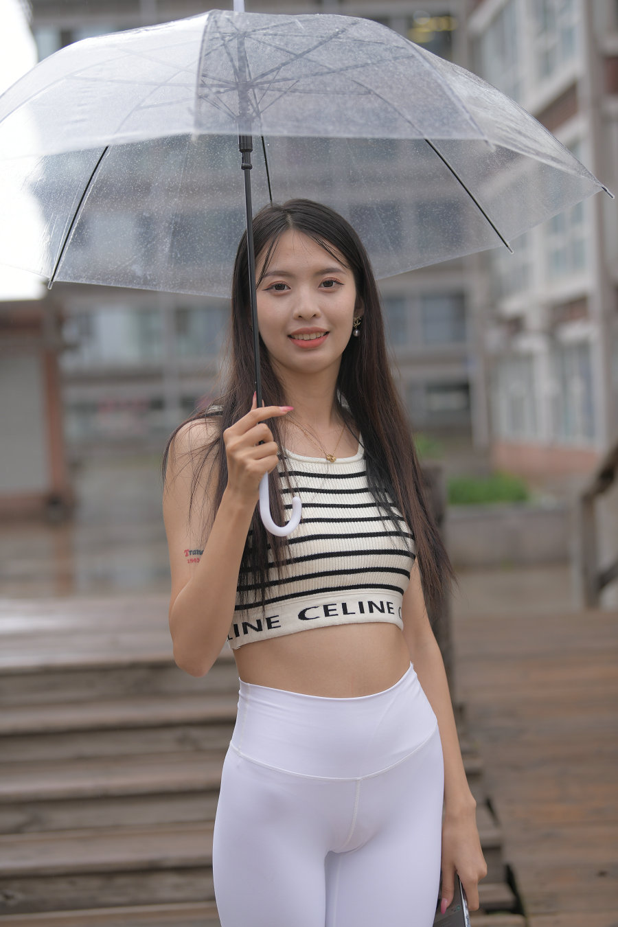 图片[1]-打伞的白色瑜伽裤女孩J2986 622P1V-22.06GB-禾野套图