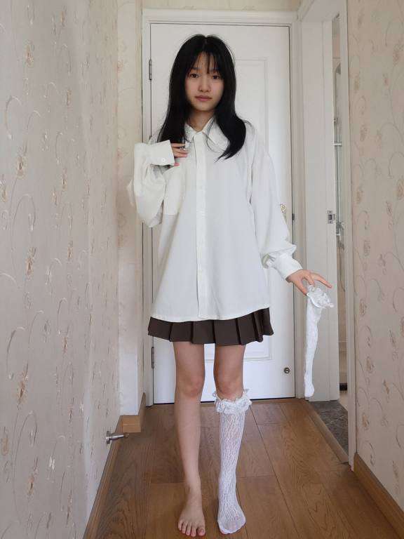 百褶裙可爱又大方的小姑娘【122P】20002-禾野套图