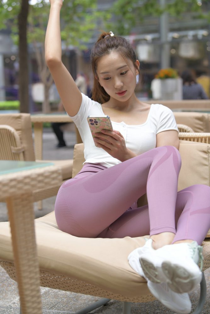 图片[6]-香芋色瑜伽裤高马尾漂亮女孩J2206 545P1V-19.1GB-禾野套图