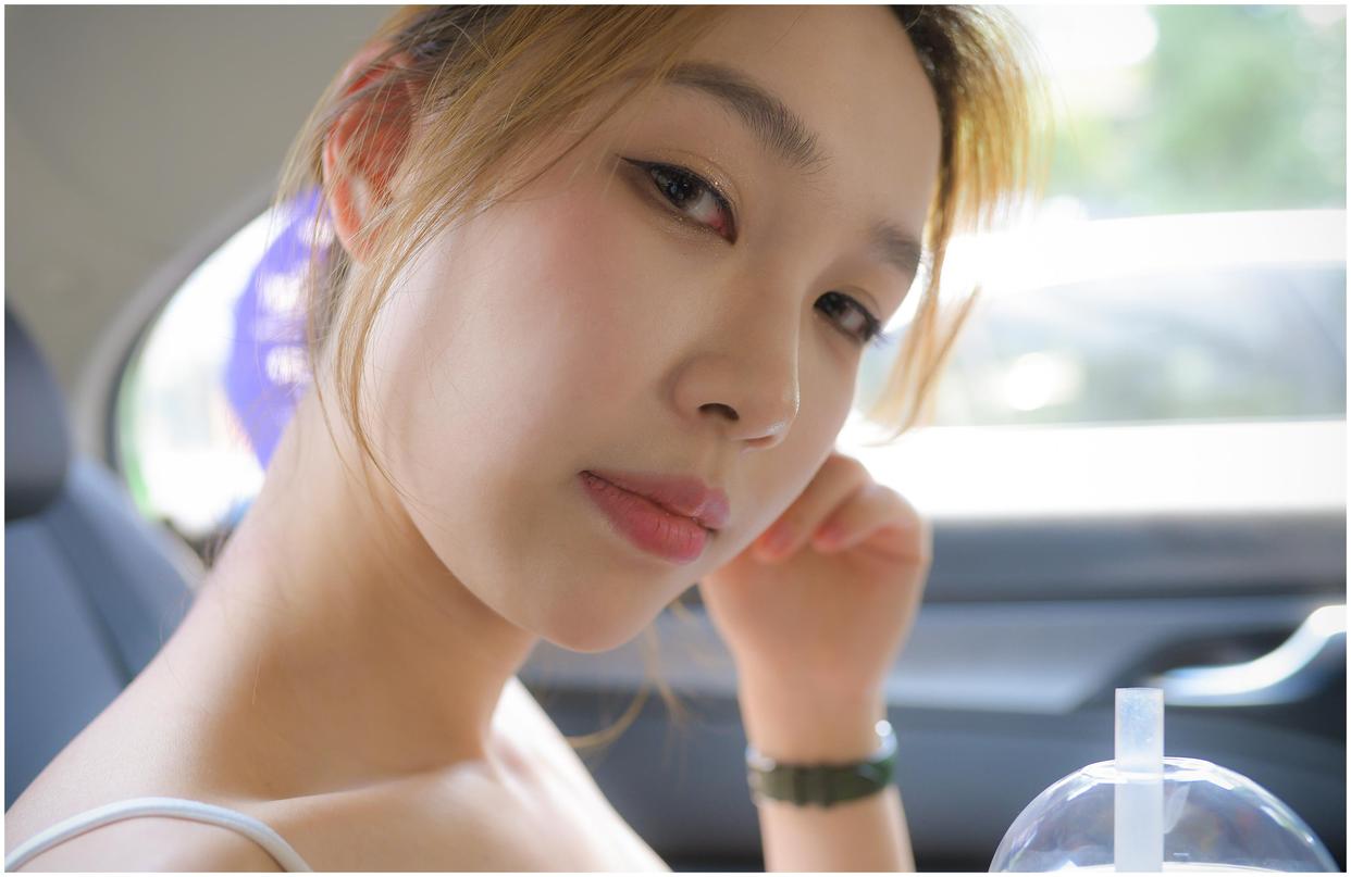 图片[2]-在外面逛街的瑜伽裤小姐姐J2226 833P1V-26.8GB-禾野套图