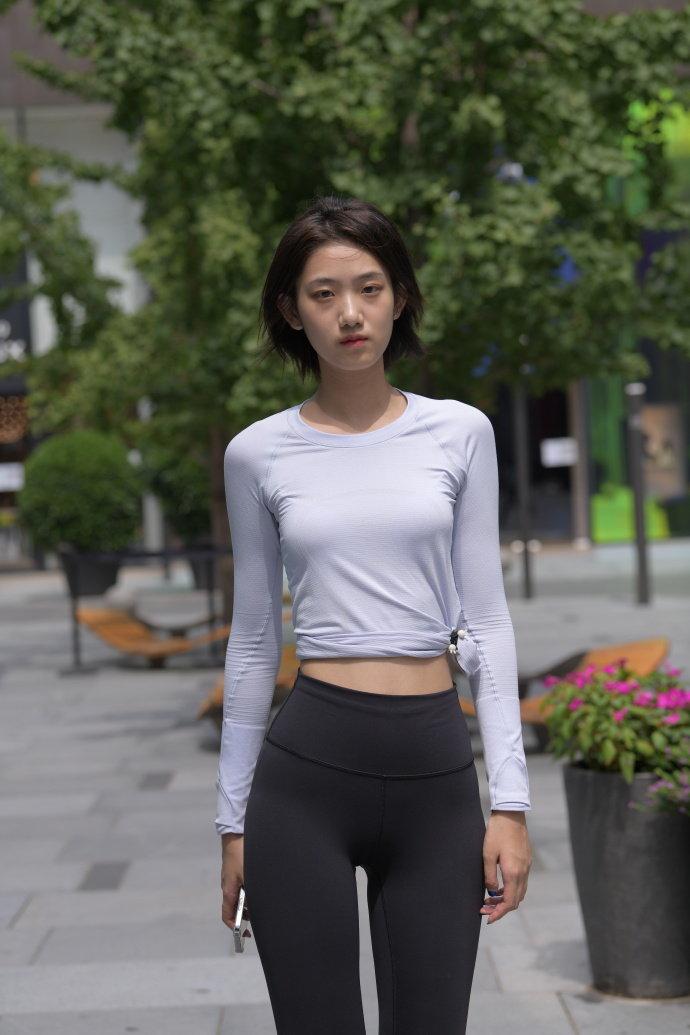 图片[1]-短发长腿的女生J2791 292P-5.71GB-禾野套图