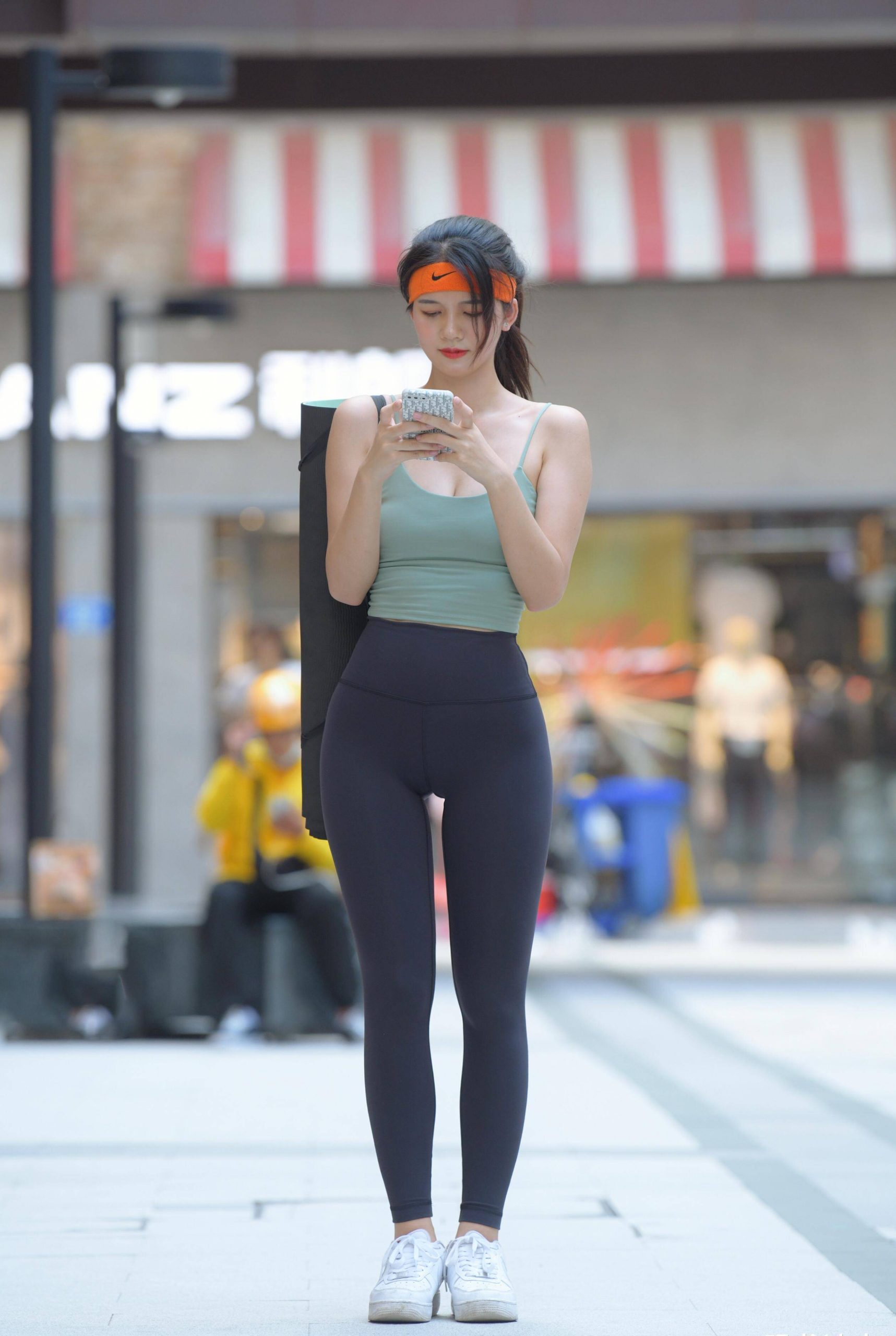 图片[2]-非常酷的瑜伽裤女孩 J1795 899P1V-29.1GB-禾野套图