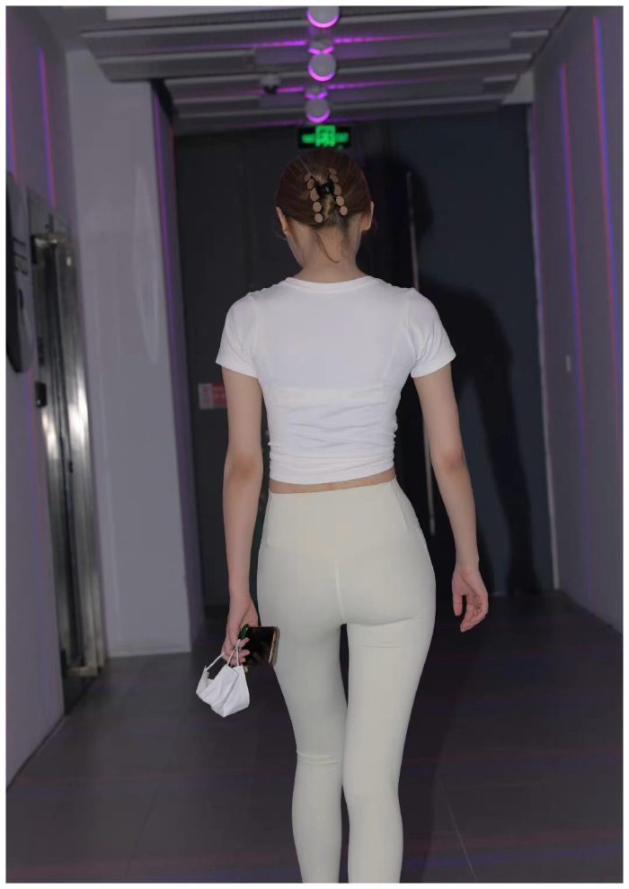 图片[2]-白色瑜伽裤女孩J2213 190P2V-14.6GB-禾野套图