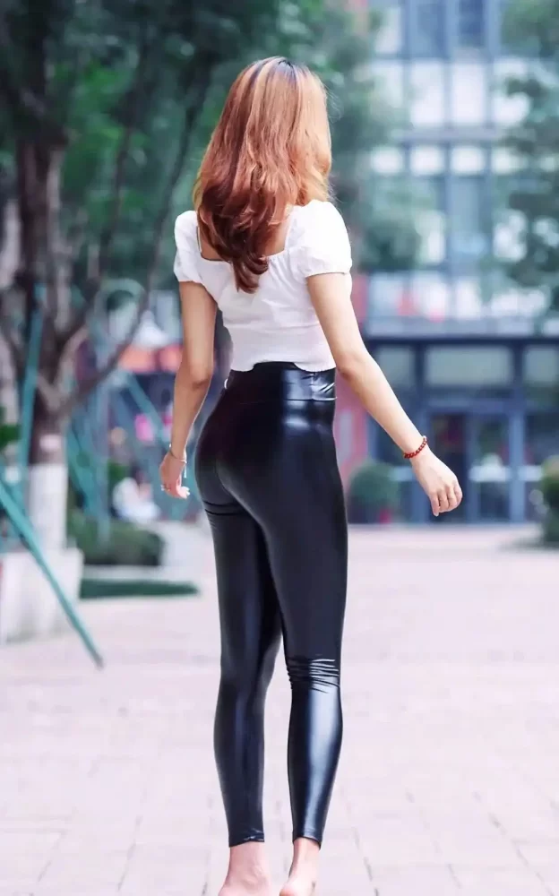 图片[4]-紧身皮裤时尚女人 J1940 605P1V-23.8GB-禾野套图