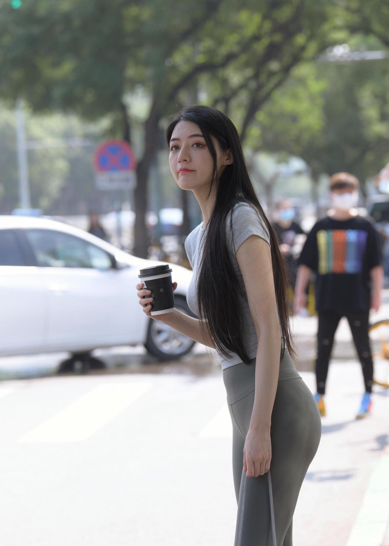 图片[3]-在外面逛街的瑜伽裤女孩J2240 449P1V-16.7GB-禾野套图