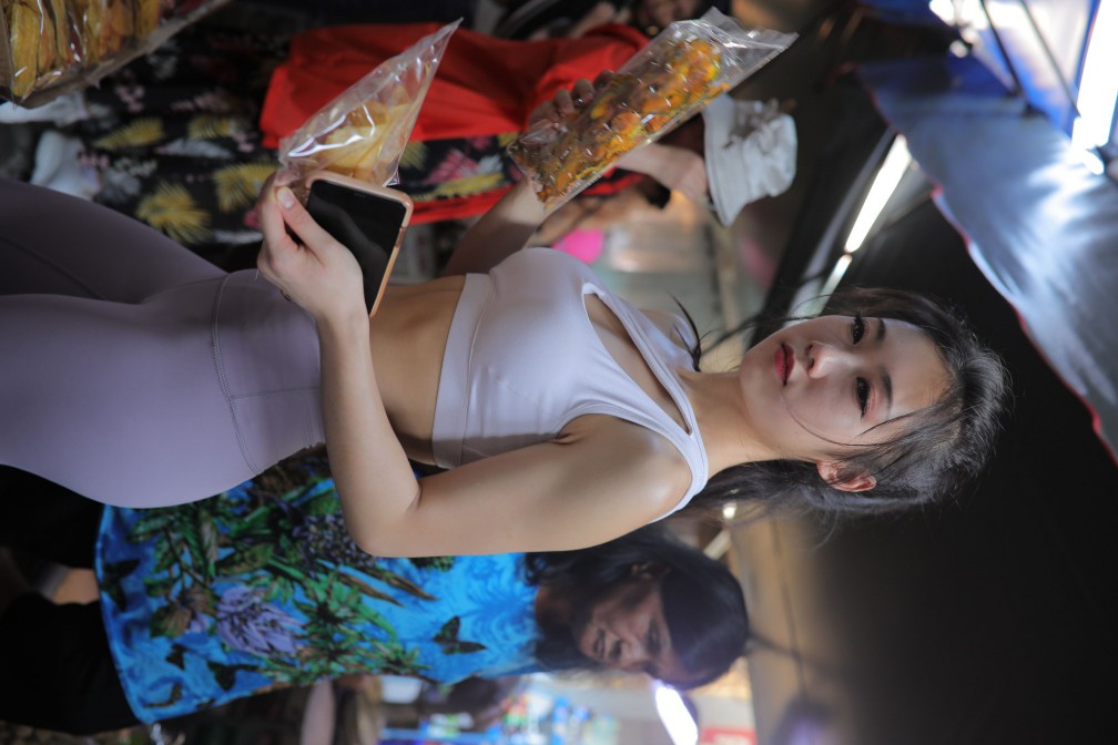 图片[6]-逛街的马尾辫瑜伽老师【556P】00016-禾野套图