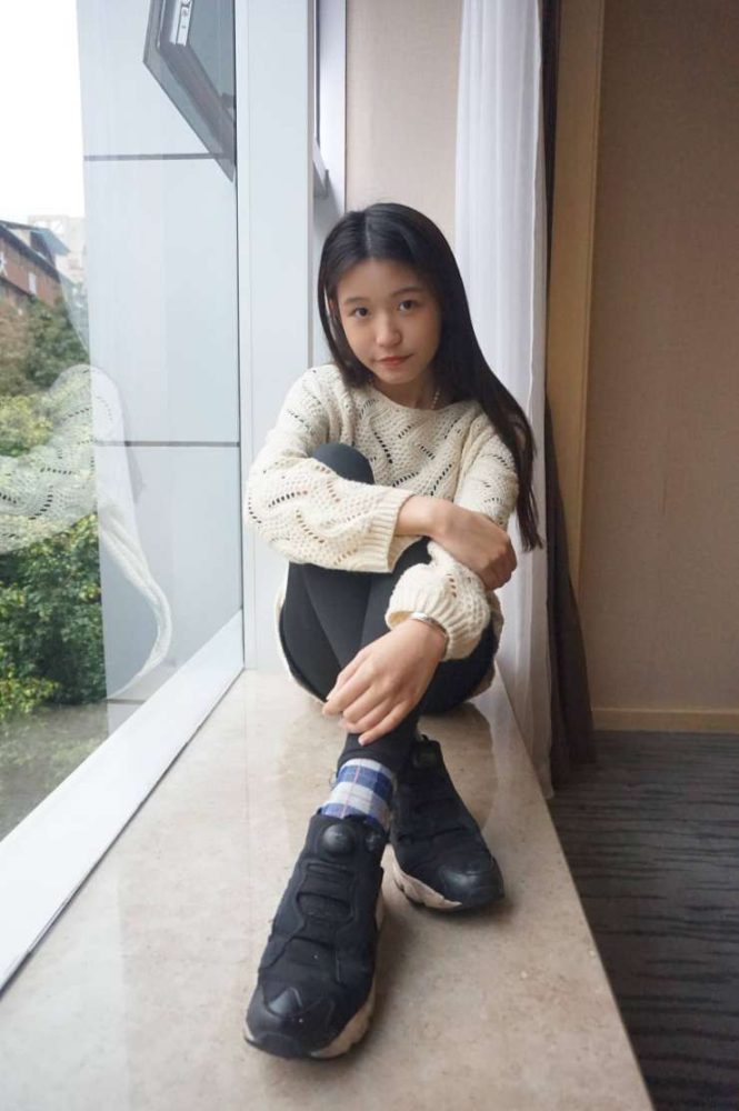 眼神很清澈的赤脚女孩【59P】20020-禾野套图