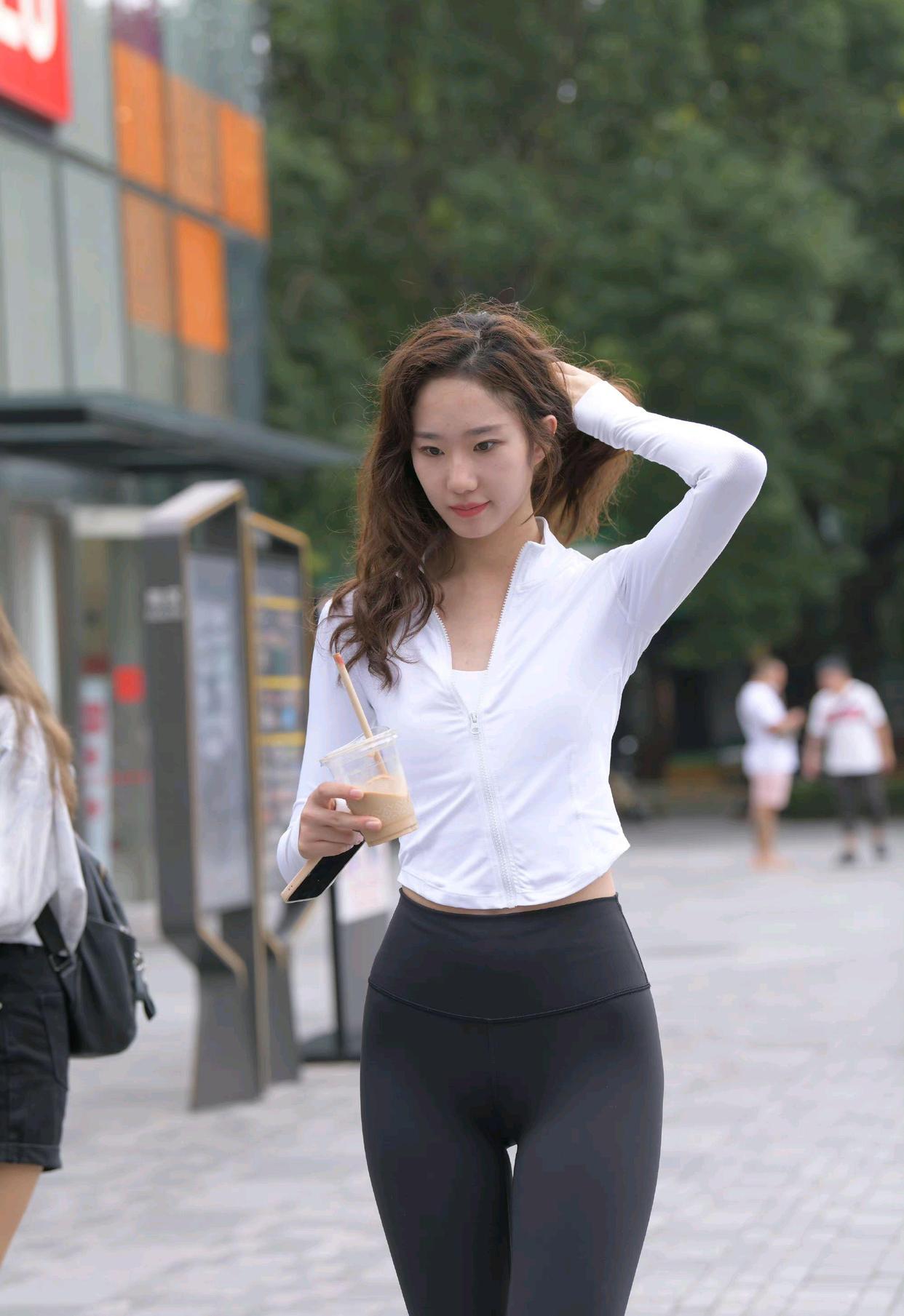 图片[5]-像刘亦菲的黑色瑜伽裤女孩J2237 340P1V-14.8GB-禾野套图