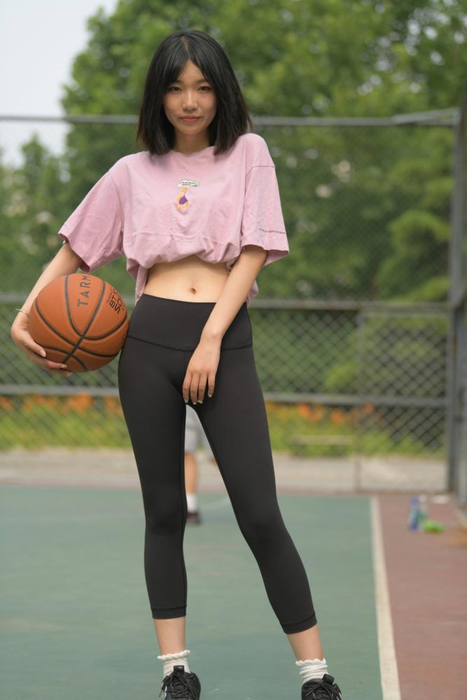 图片[4]-穿瑜伽裤打篮球的大三女孩J2198 463P1V-18.6GB-禾野套图